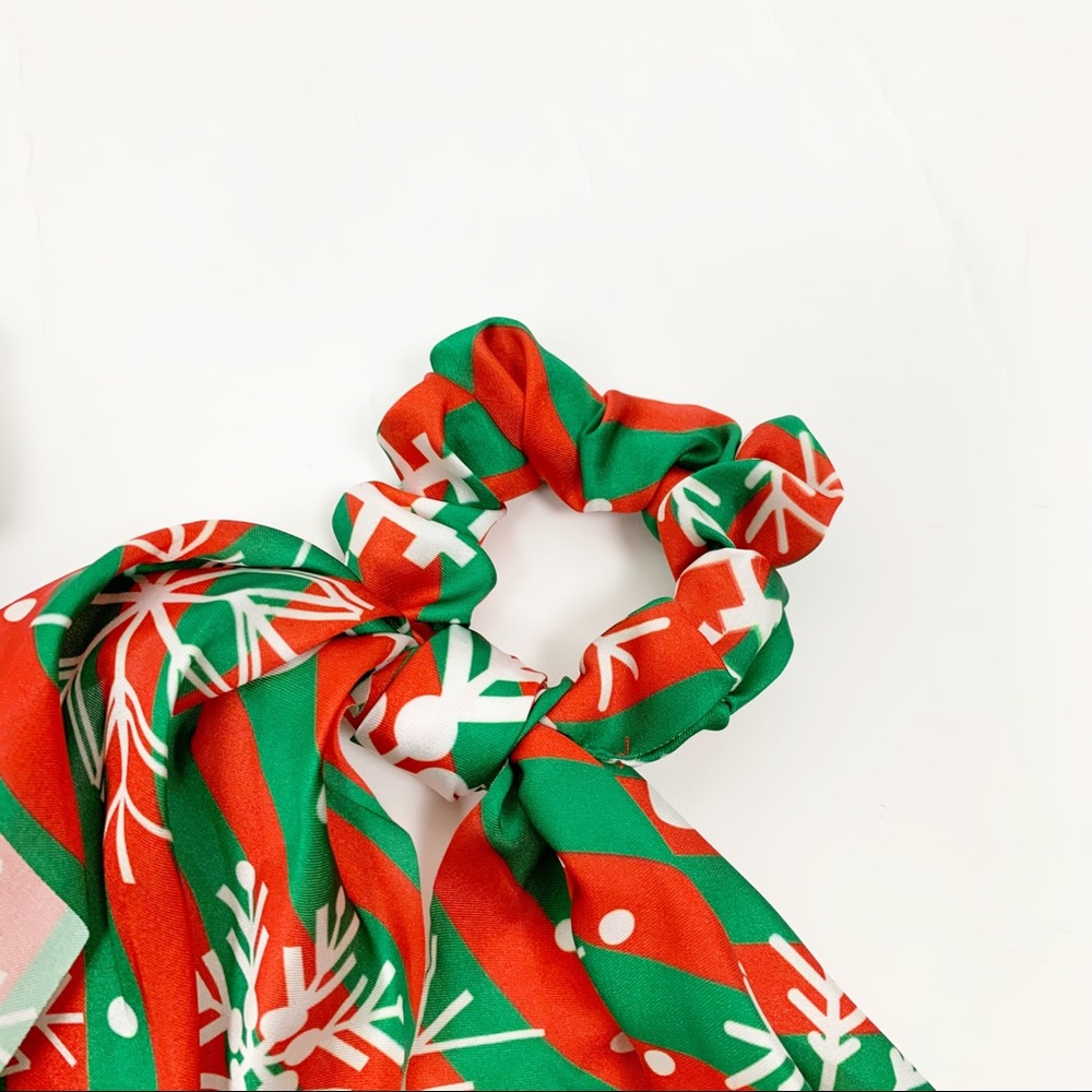 Set 2: Christmas Holiday Scrunchie Hair Ribbon - Picture 8 of 12